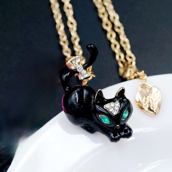 2 new gold plated black-and-white green crystal cat bow necklace/brooches - Picture 14 of 16